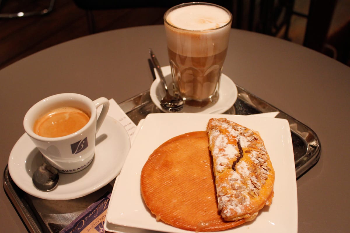 Stroopwafels & Coffee
